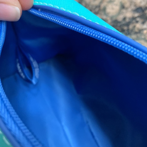 La Mer Zippered cosmetic bag NWOT - Picture 6 of 11